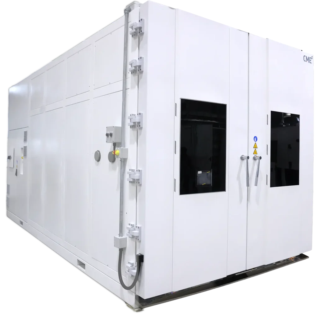 Walk-in thermal cycling test chamber for environmental reliability testing of components and systems