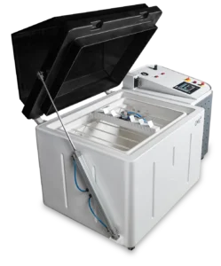 Salt spray test chamber for corrosion resistance testing